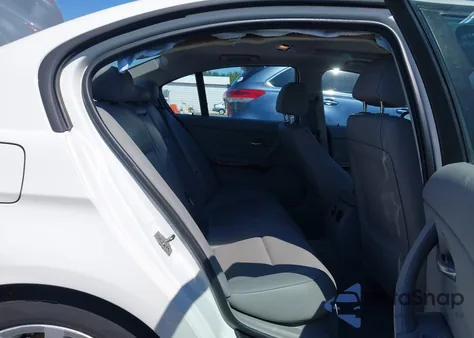 2011 BMW 328I из США, поврежденный, VIN WBAPH5G58BNM72889